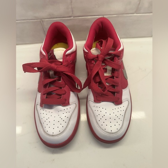 Nike Dunk Low Rave Pink Women’s Size 7 Magenta Y2K Colorful - Picture 3 of 10